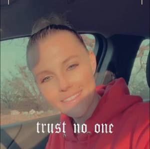 Meet your Posher, Marilyn